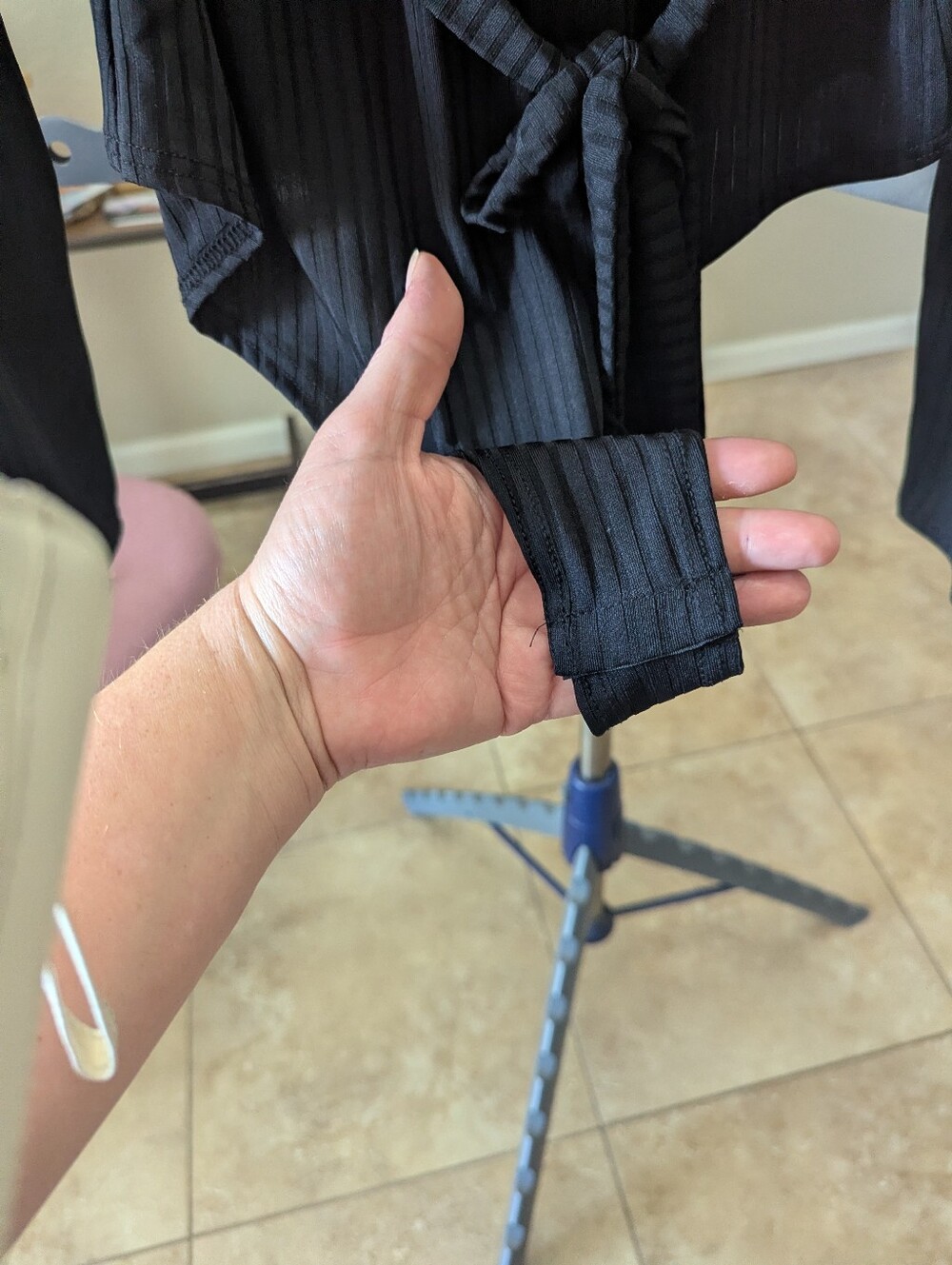NWT PrettyLittleThing Black Ribbed Bodysuit - Picture 6 of 9